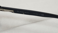 B2077